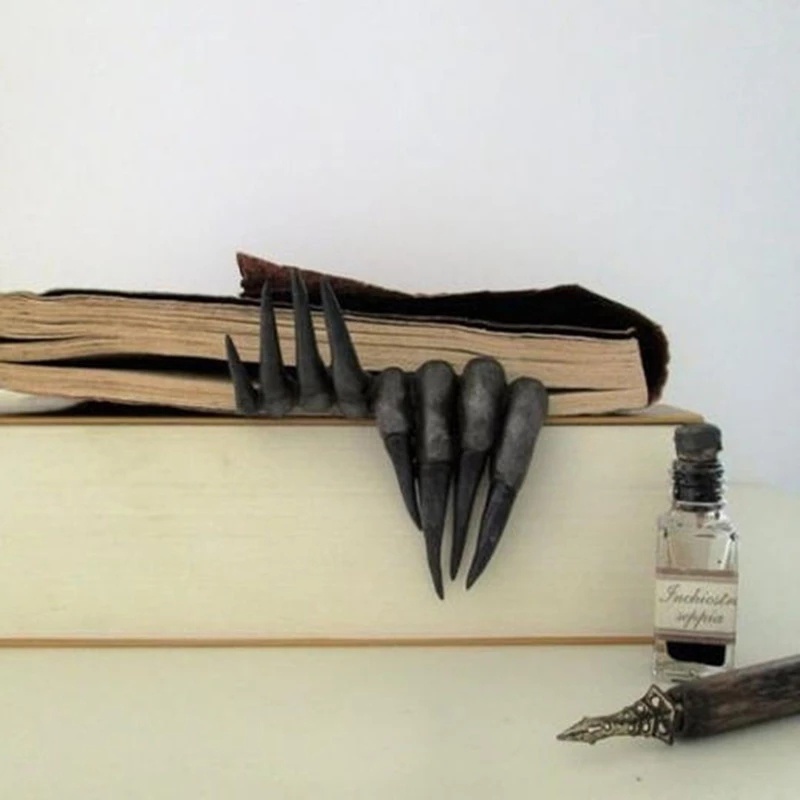 Resin Art Bookmark - Рука дьявола Хэллоуин фильм ужасов закладка